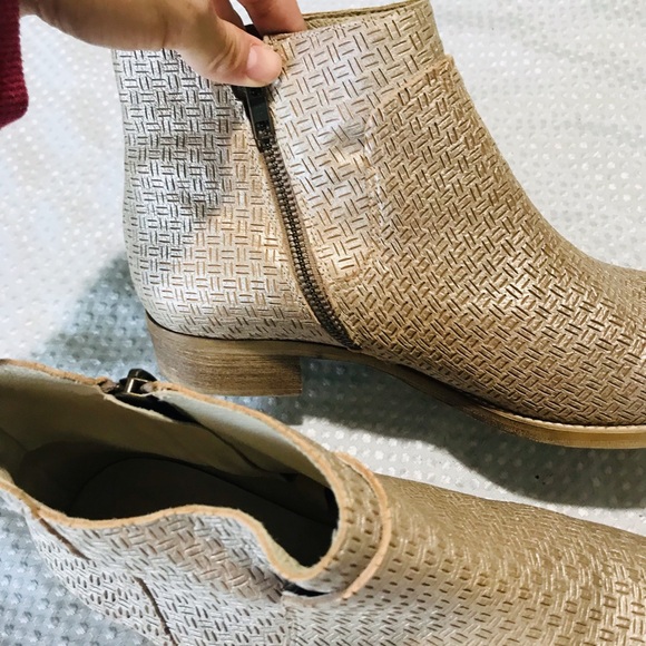 Sundance boots - Picture 4 of 9